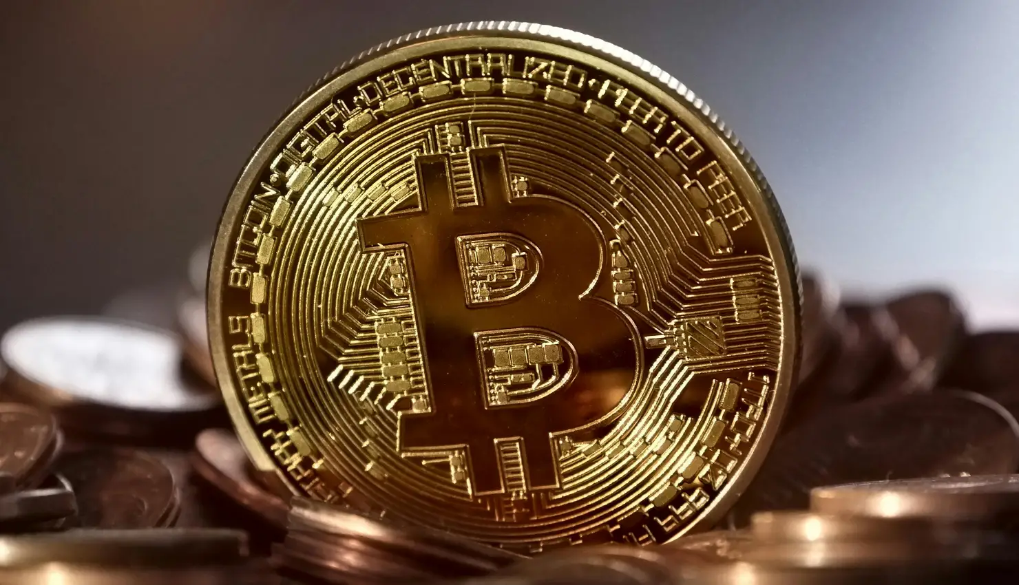 Bitcoin Hits Two-Week Peak as Digital Assets Recover Slowly