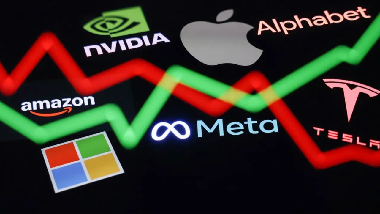 Dow Jones surges 900 points to hit record high as dip buyers rush into beaten-down tech stocks