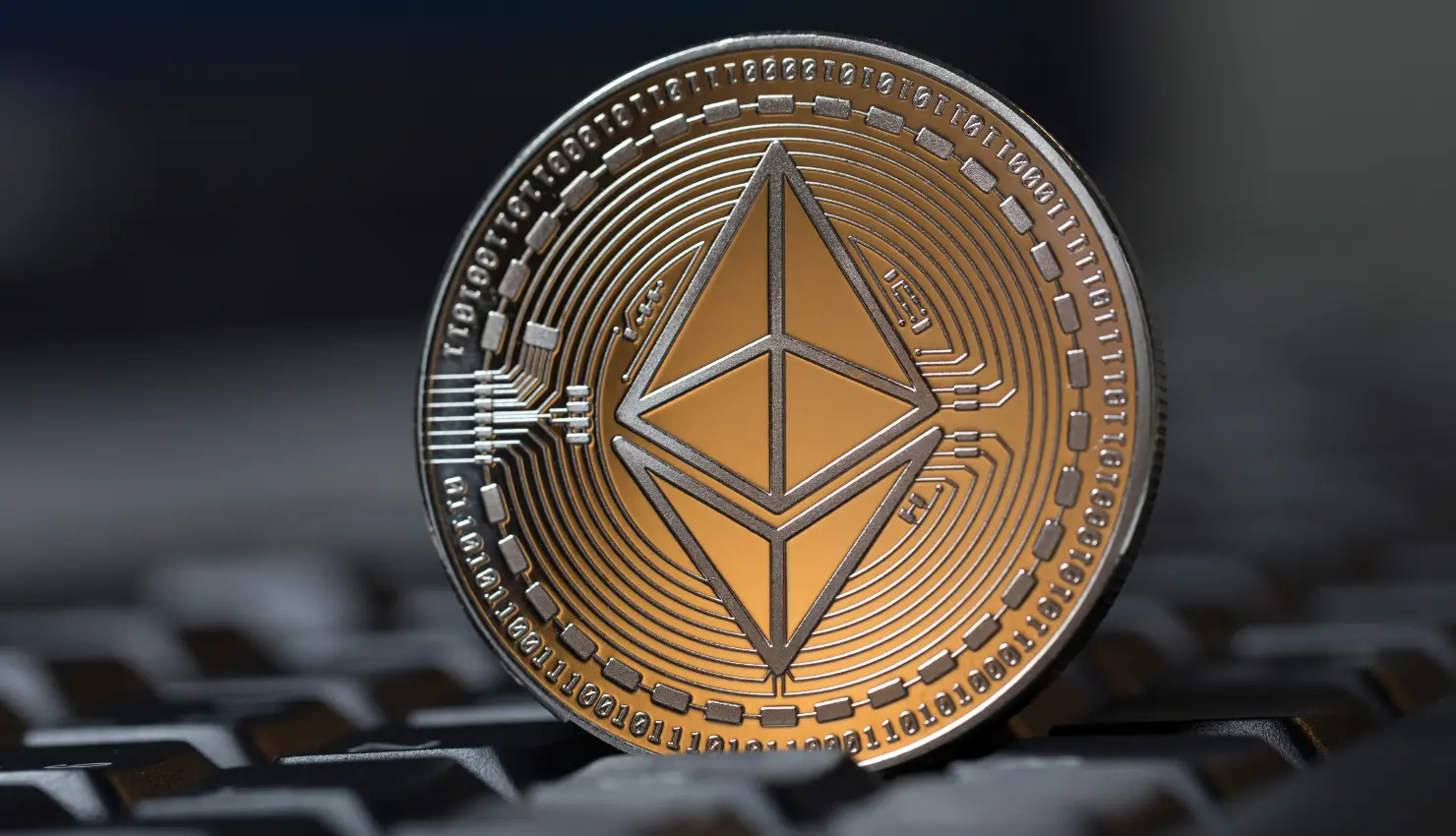 Ethereum Drops 5% as Broader Crypto Market Edges Higher