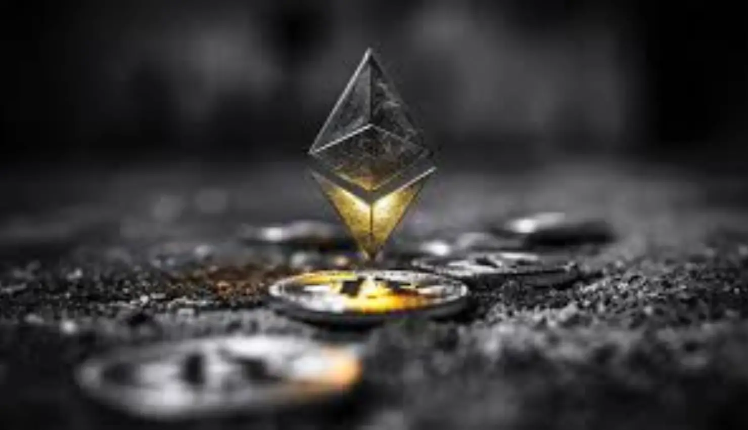 Ethereum Leads Amid Bitcoin Dominance and Altcoin Momentum
