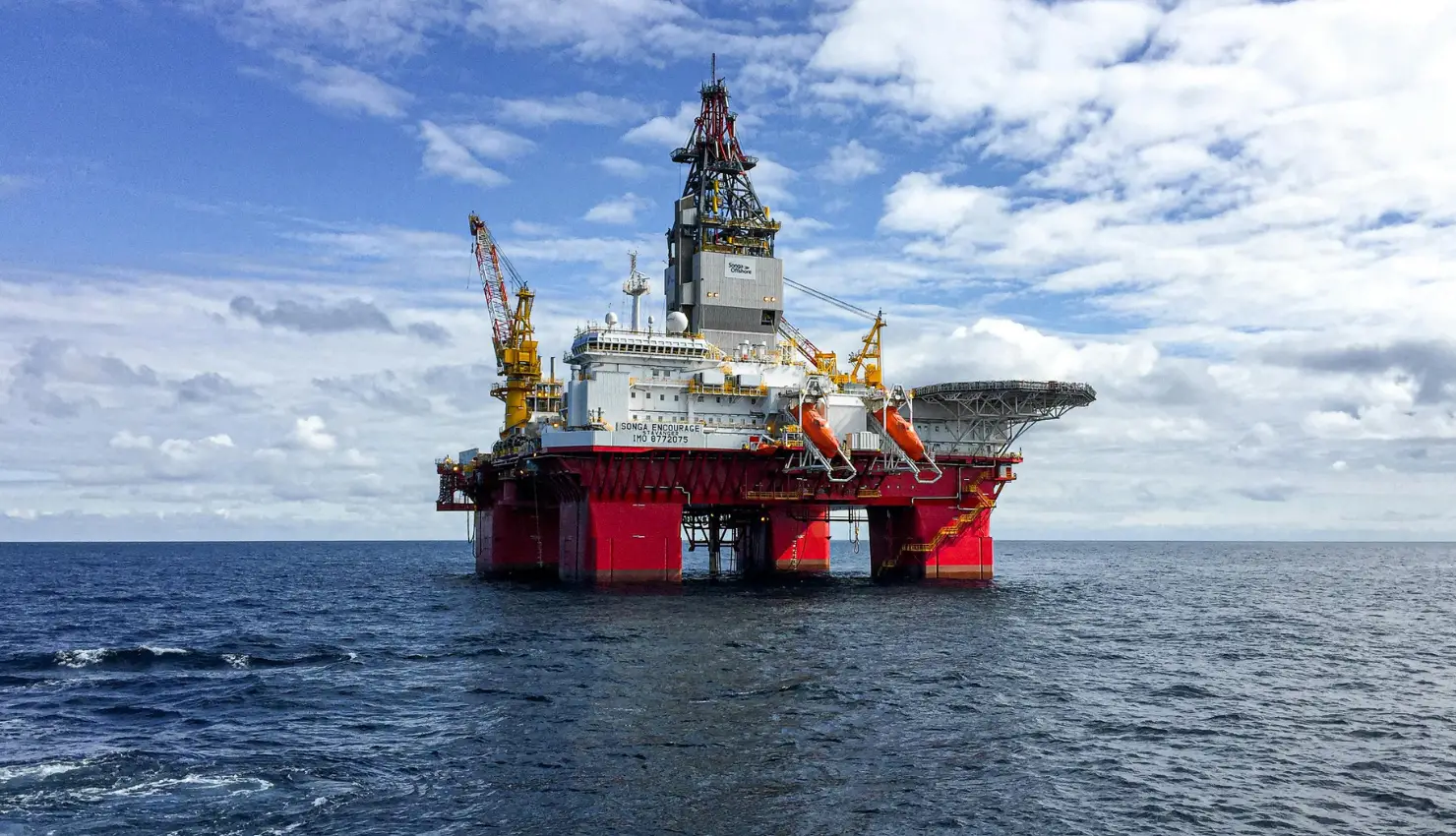 India Dismisses Claims of Halting Russian Crude Imports, Reaffirms Market-Driven Energy Policy
