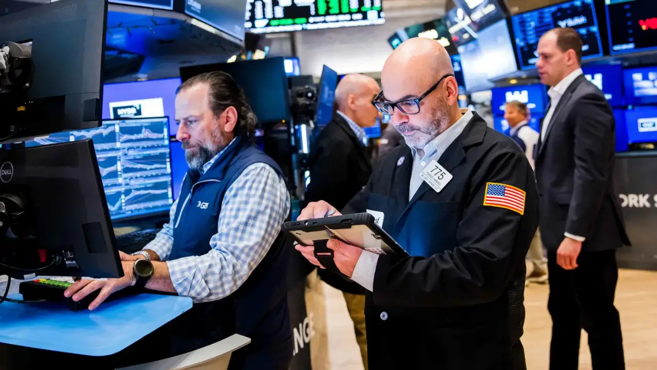 Investors are flooding out of cash to buy stocks. That ‘bull capitulation’ is a sell signal, Bank of America says