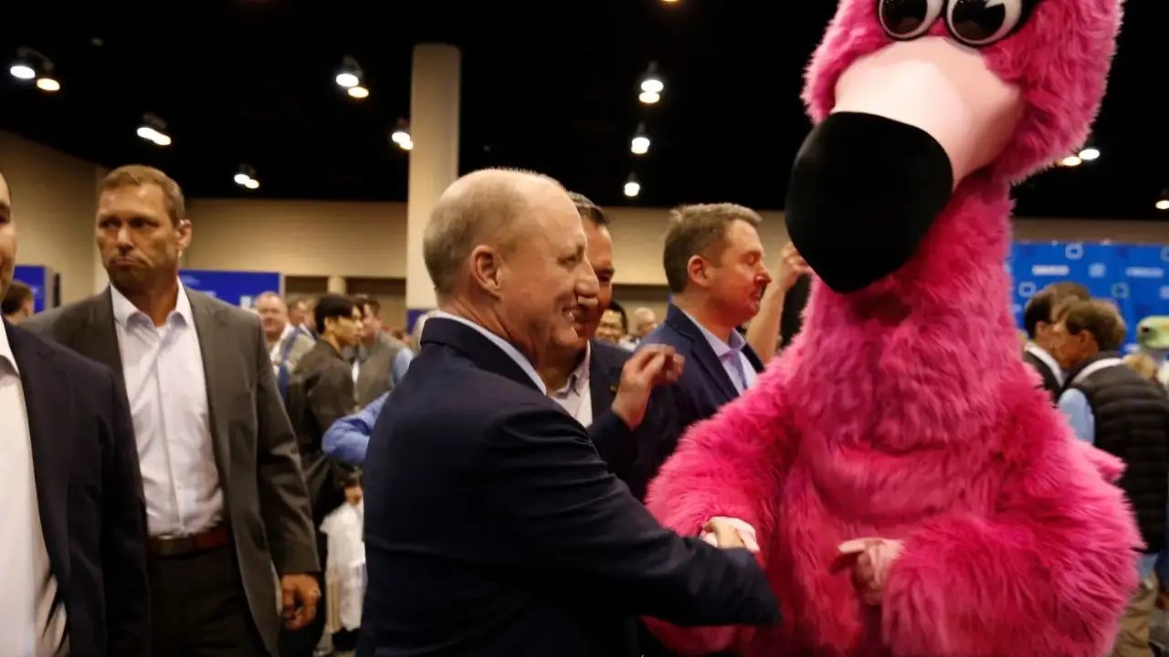 Markets Greg Abel just made his first big deal as Berkshire CEO. Why Warren Buffett is happy