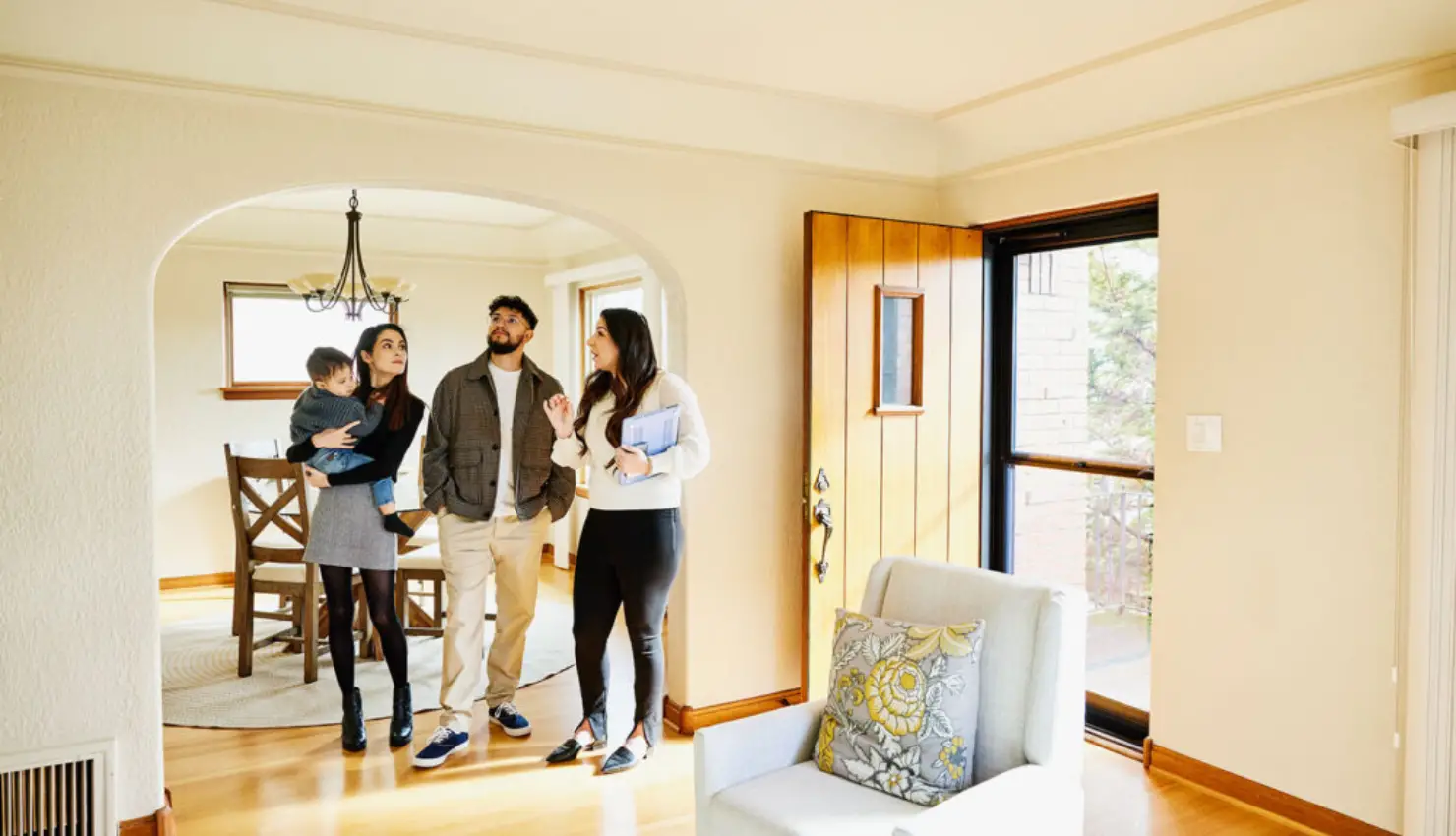 Mortgage Rates Slip Below 6% — A Rare Window Opens for Homebuyers