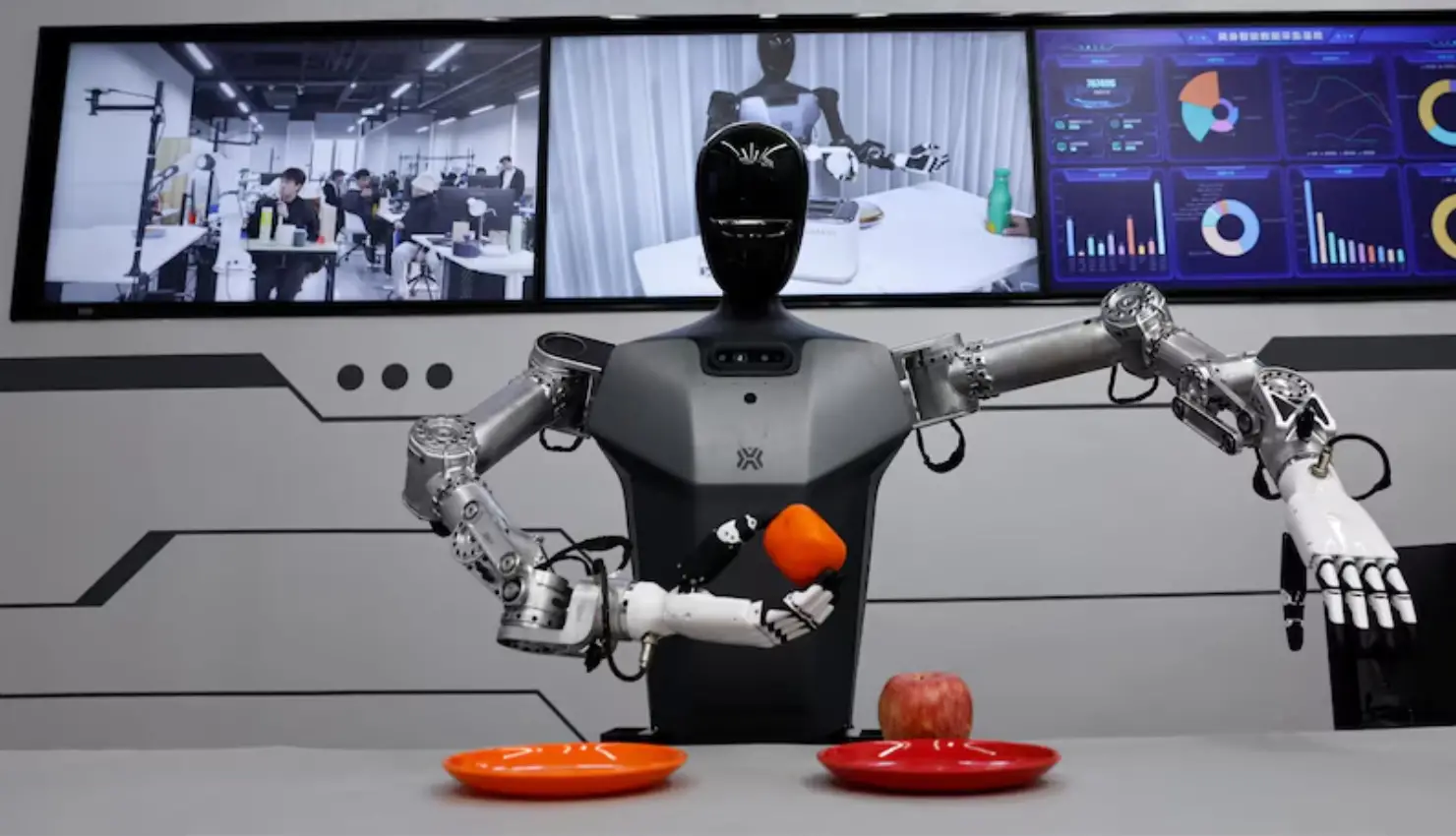 Nasdaq Drops 2% as Nvidia Earnings Trigger AI Bubble Concerns