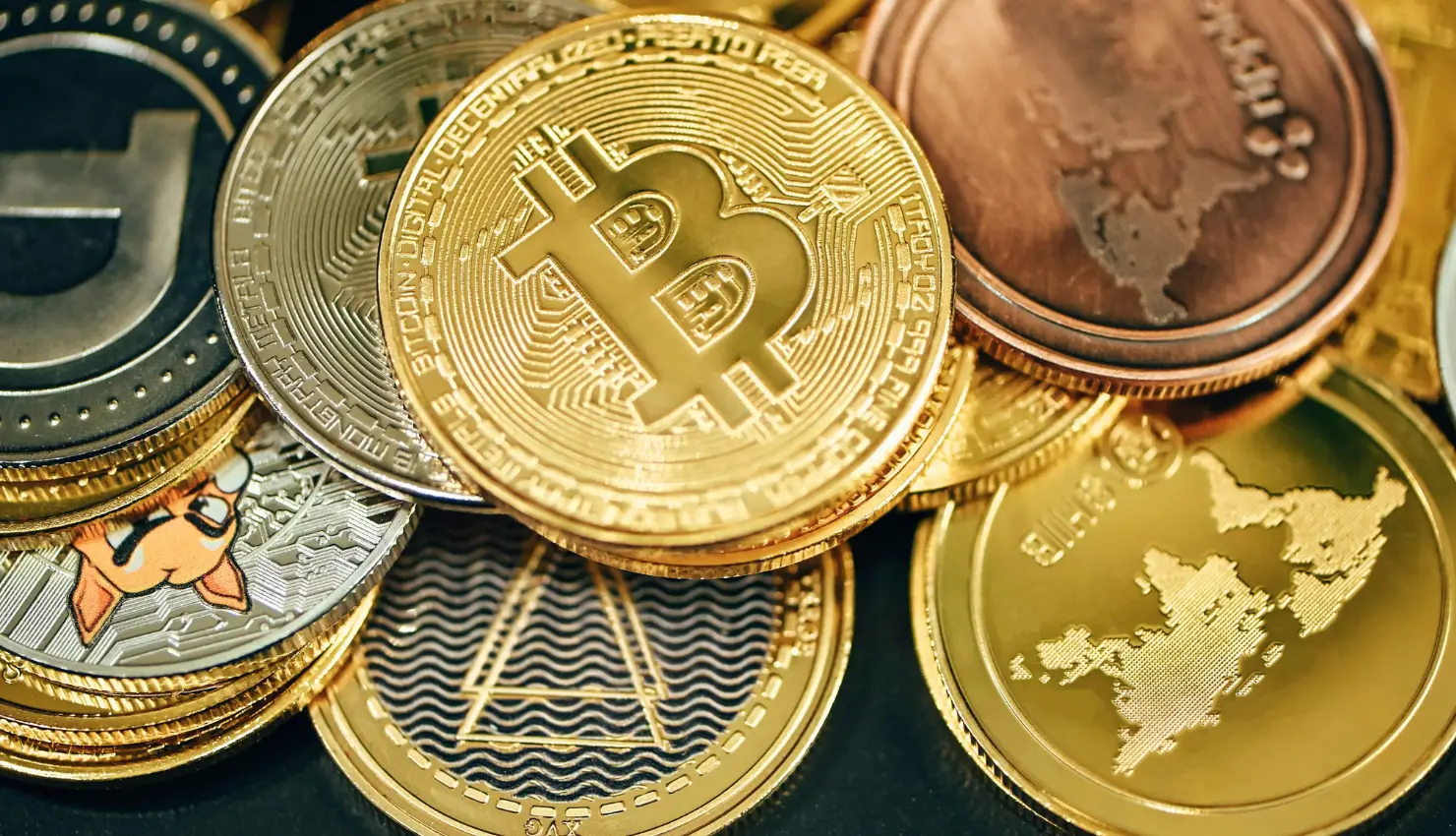 Crypto market slides over 2% on low year-end volumes; Bitcoin hovers near $87,000