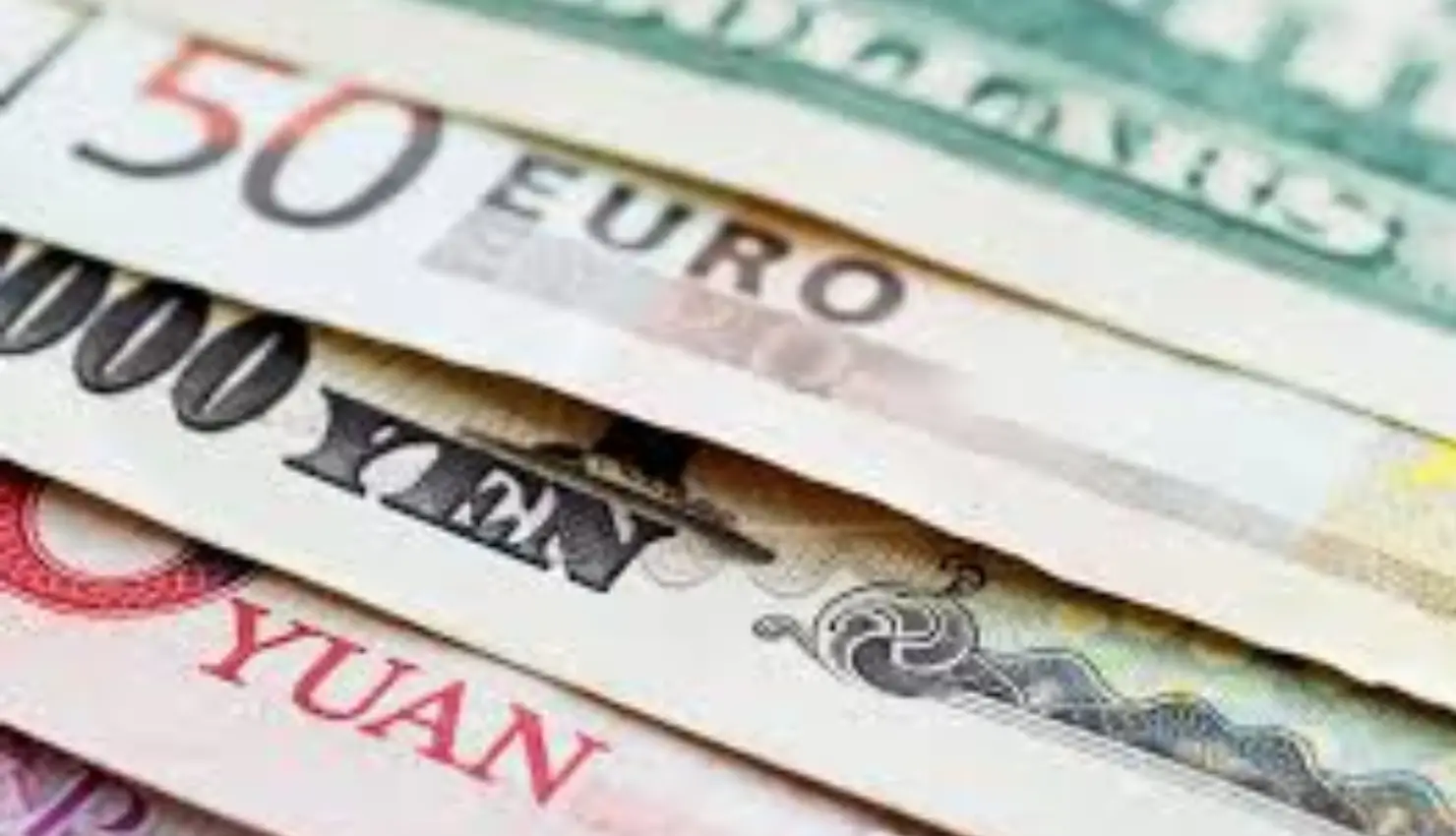 U.S. Dollar Strengthens After Trump Tariff Move and Hawkish Fed Signals